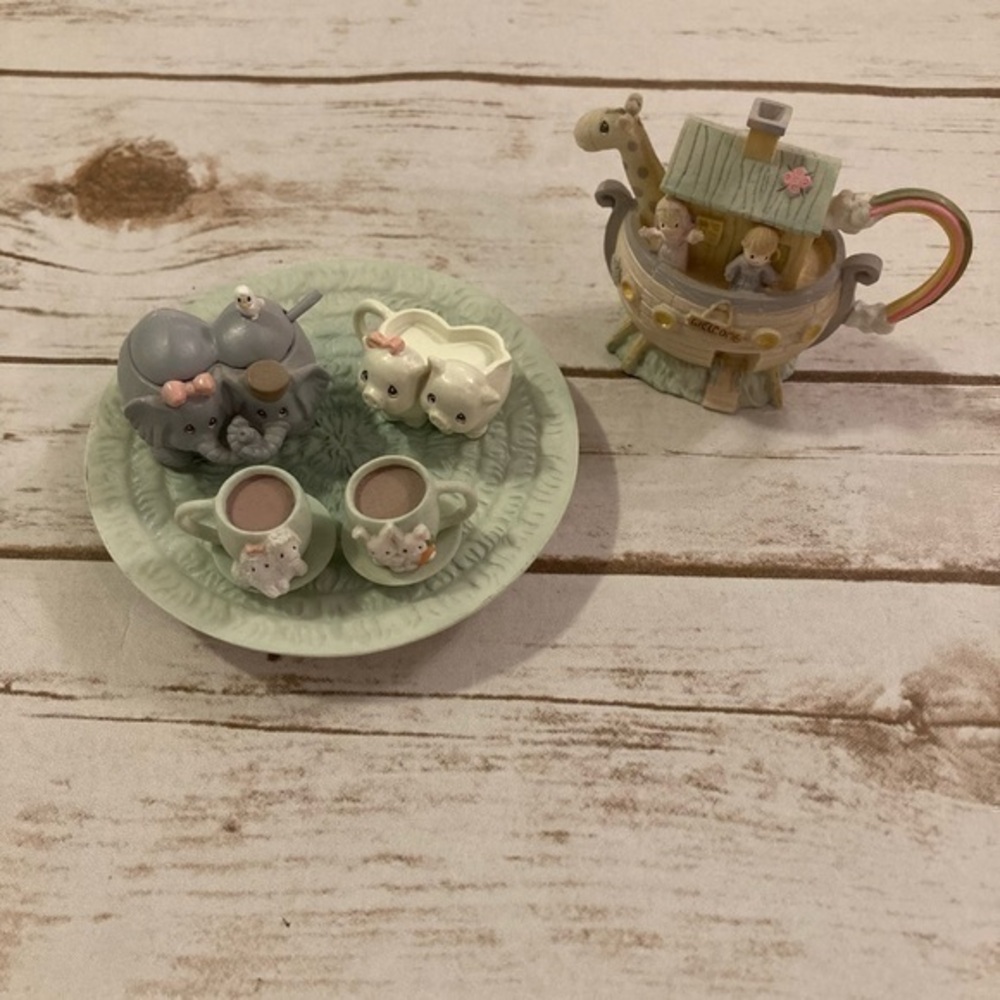 Precious Moments Vintage Miniature Noah’s Ark Tea Set